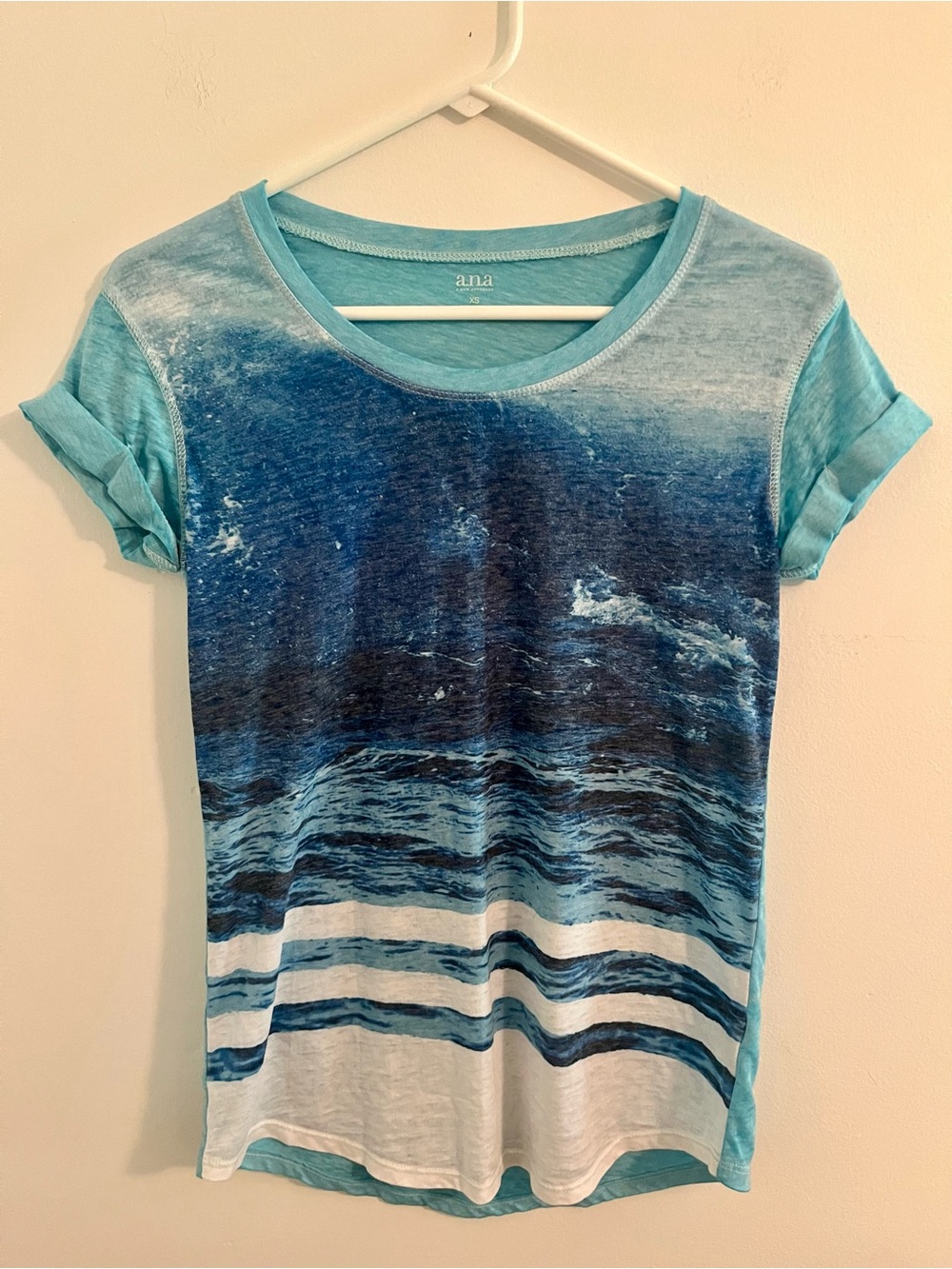 a.n.a Teal and Navy Ocean Wave Short Sleeve Tee